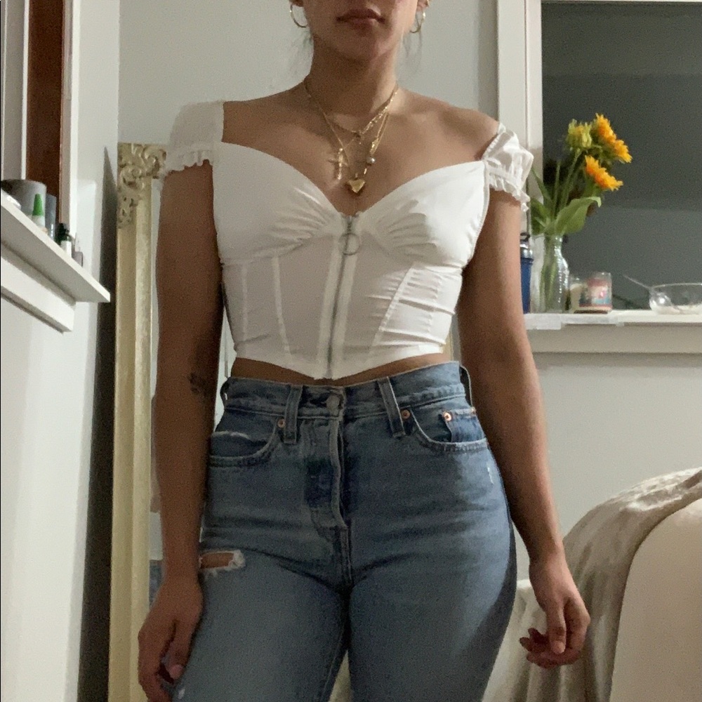 Front zip crop top.